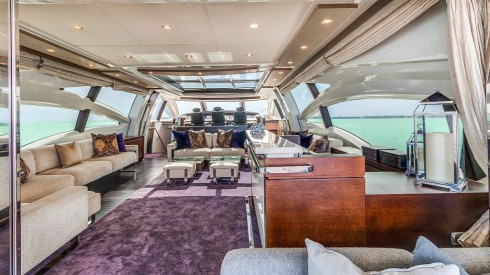 103ft Azimut Miami boat rental with captain