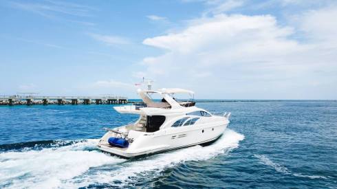 50ft Azimut yacht in Miami