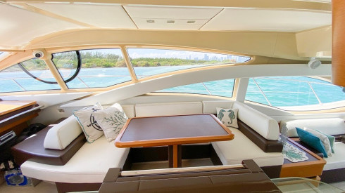 60ft Azimut Miami yacht rental prices