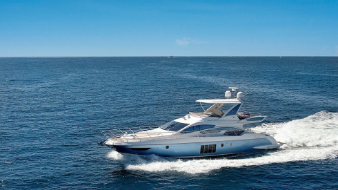 64ft Azimut boat rental Miami