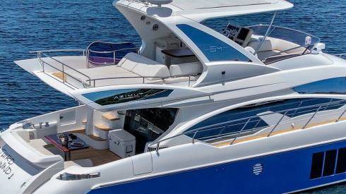 64ft Azimut party yacht Miami