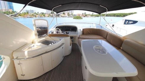 62ft Azimut Fly party boat Miami