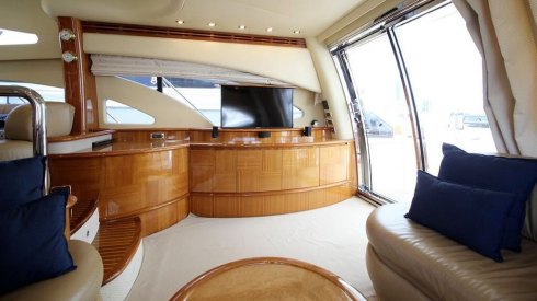 62ft Azimut Fly beach boat rental Miami