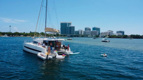 40ft Bali Catamaran party boat in Miami