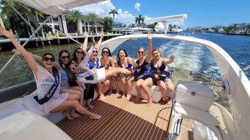 65ft Fairline party yacht rental Miami