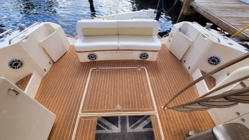 65ft Fairline beach boat rental Miami