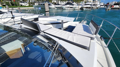 53ft Galeon beach boat rental Miami