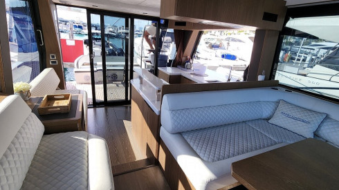 53ft Galeon beach yacht charter Miami