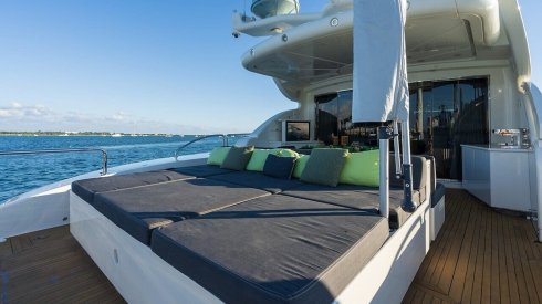 115ft Leopard yacht charter Miami
