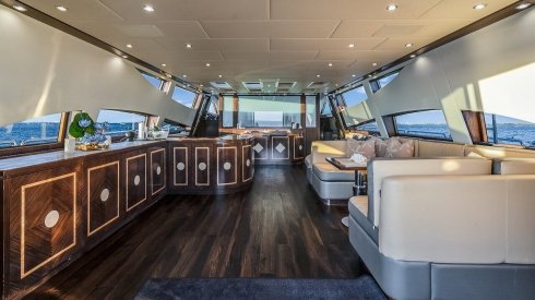 115ft Leopard boat charter Miami