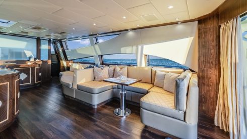 115ft Leopard Miami boat rental with captain