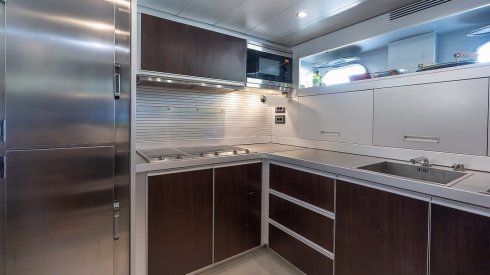 115ft Leopard luxury yacht rental Miami