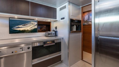115ft Leopard Miami rent boat