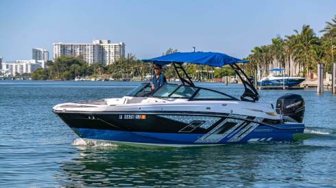 27ft Monterey Miami yacht rental prices