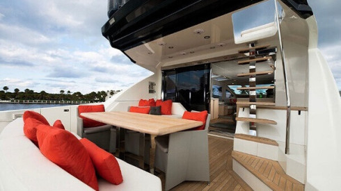 80ft Numarine party boat rental Miami