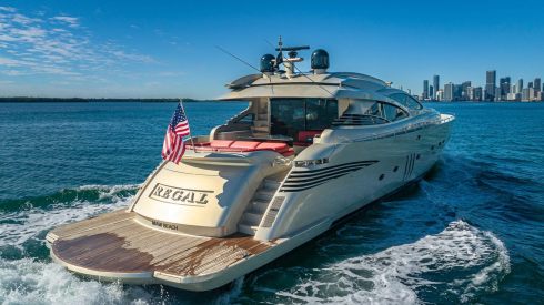 90ft Pershing party boat Miami