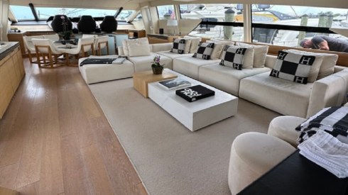 92ft Pershing party boat rental Miami