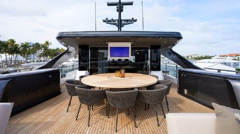 100ft Princess beach boat rental Miami