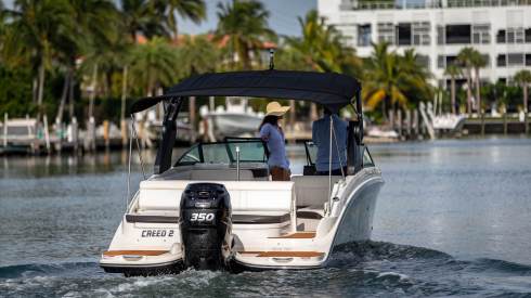 29ft Sea Ray boat charter Miami