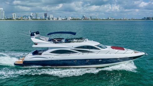 80ft Sunseeker party boat rental Miami