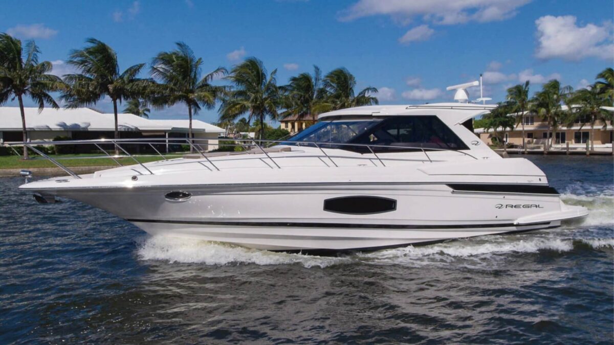 46ft Regal yacht rental Miami