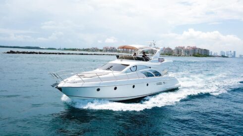Azimut 50ft Yacht Rental in Miami, Florida  