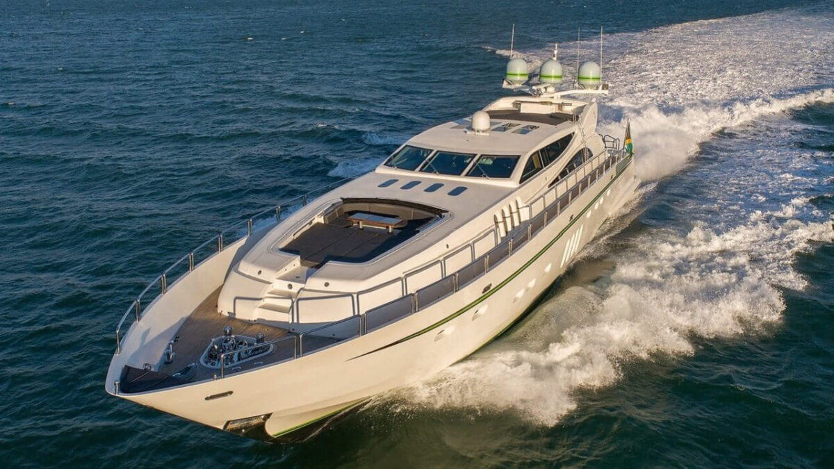 115ft Leopard yacht rental Miami
