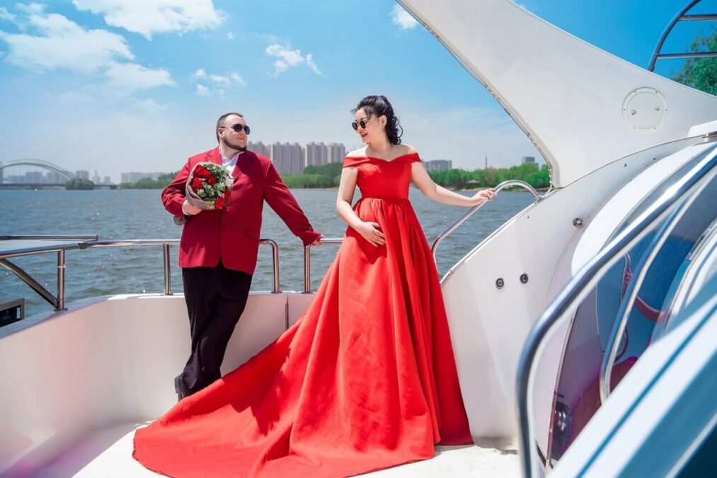 Valentines Day Luxury Yacht Rental